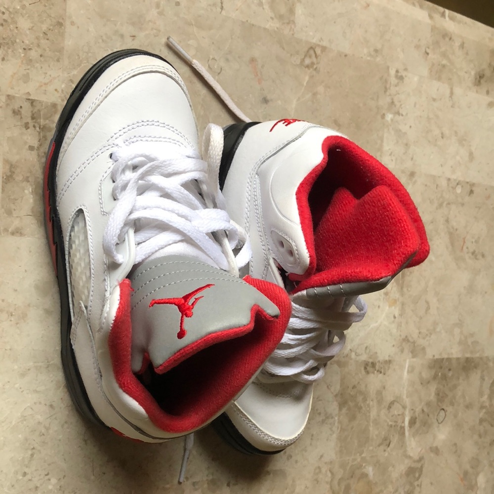Jordan 5 White shoe in size 12C